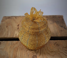 Load image into Gallery viewer, Jar Shaped Seed Bead Basket