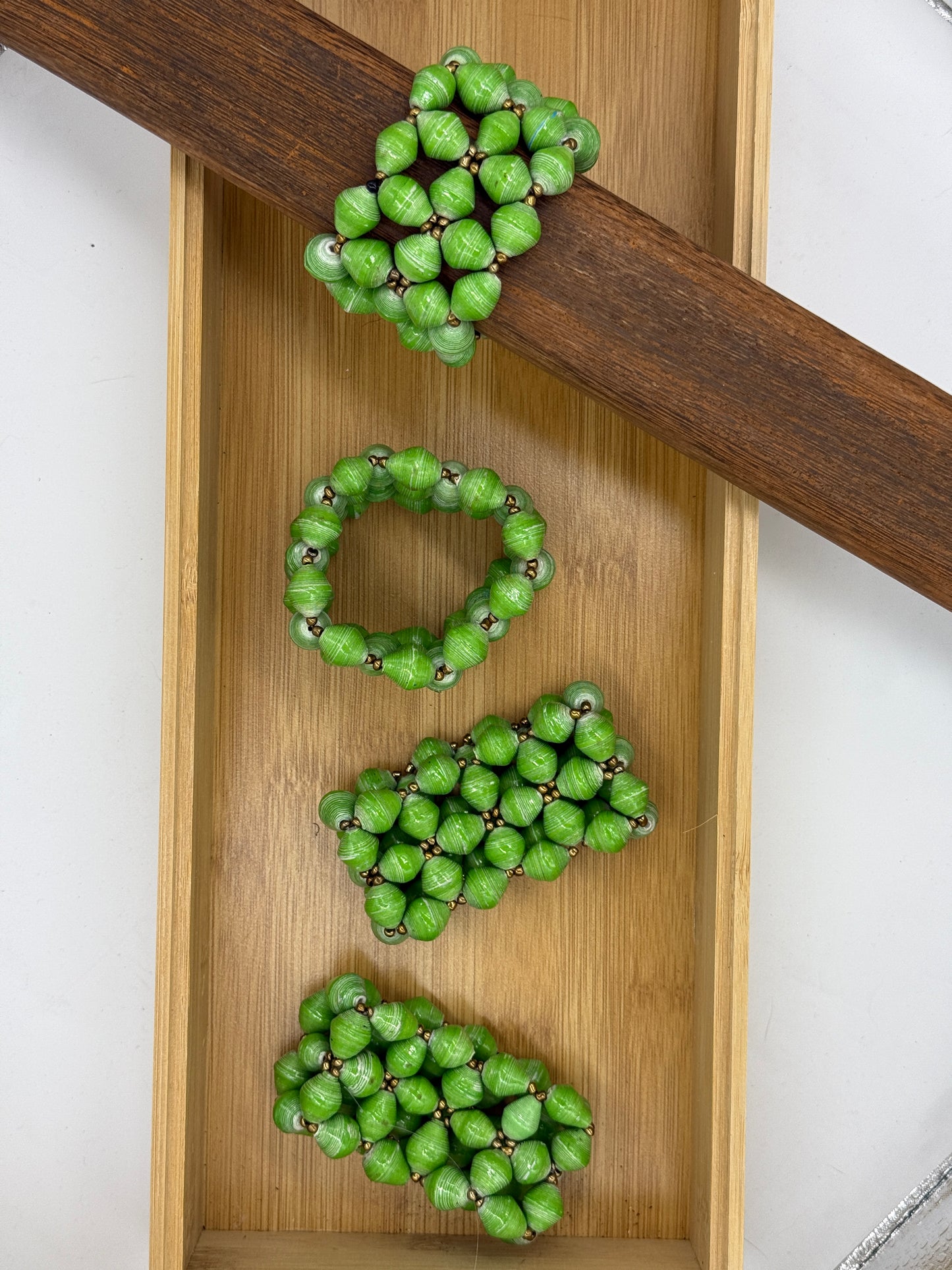 Stretch Paper Bead Bracelet