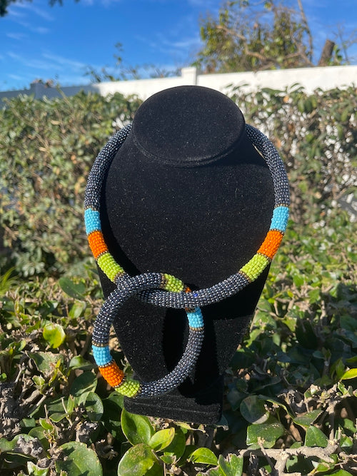 Bintiah Handmade Choker Necklace and Bracelet Set